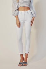 Load image into Gallery viewer, High Rise Ankle Skinny White Jeans