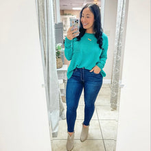 Load image into Gallery viewer, Emerald City